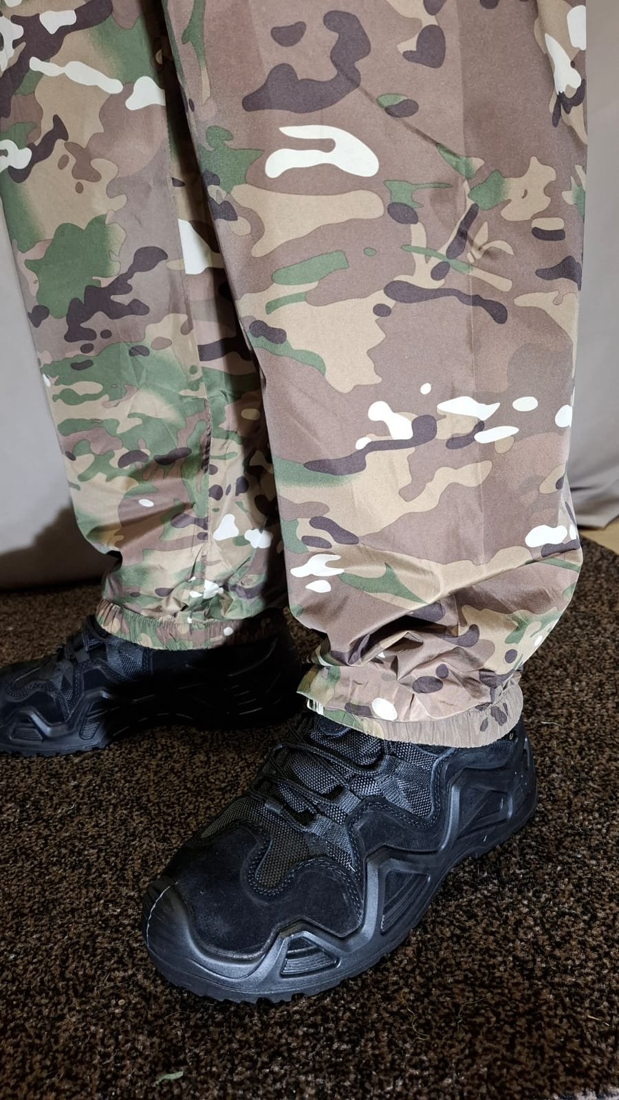 Conjunto impermeable fino - Imagen 2