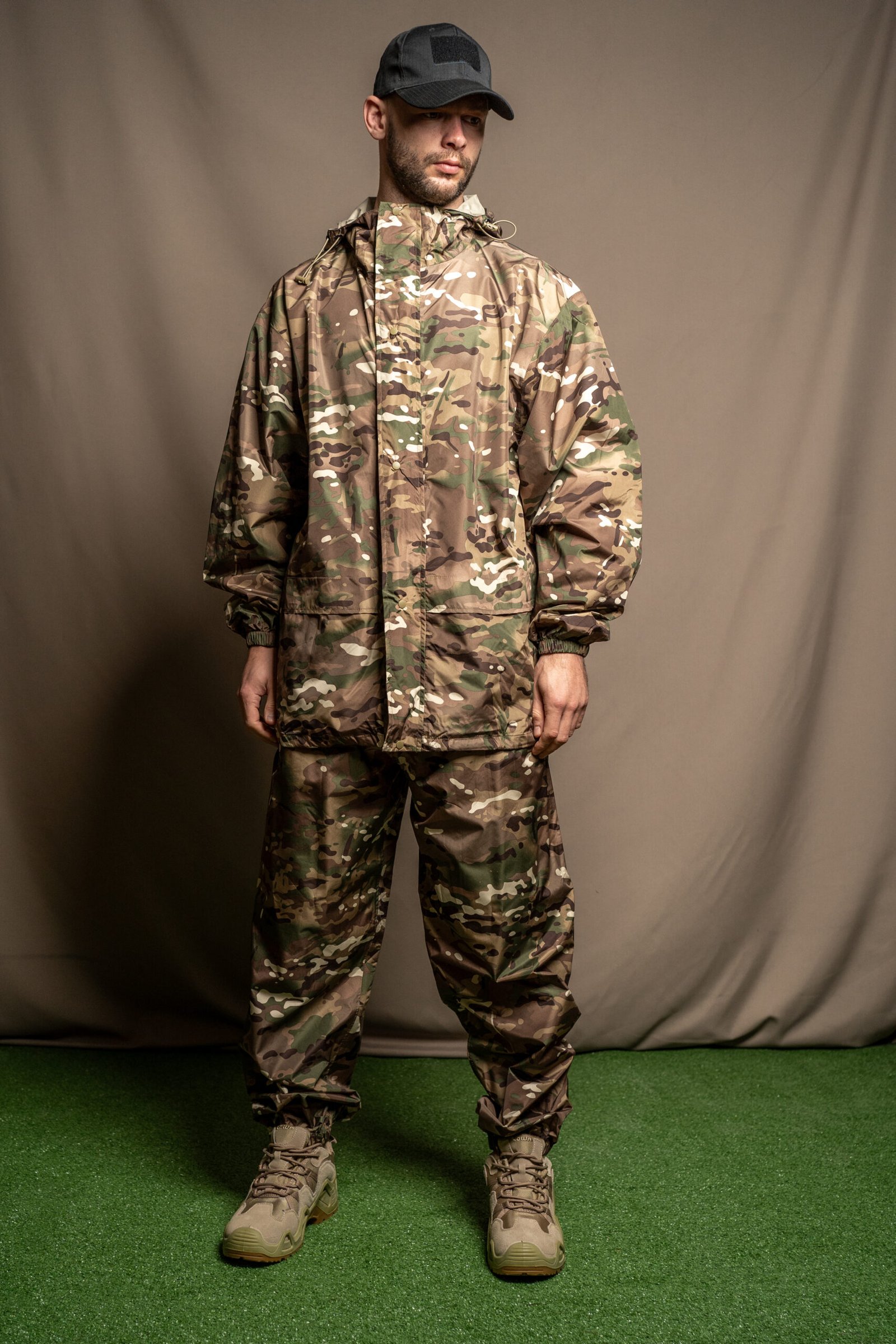 Conjunto impermeable fino - Imagen 26