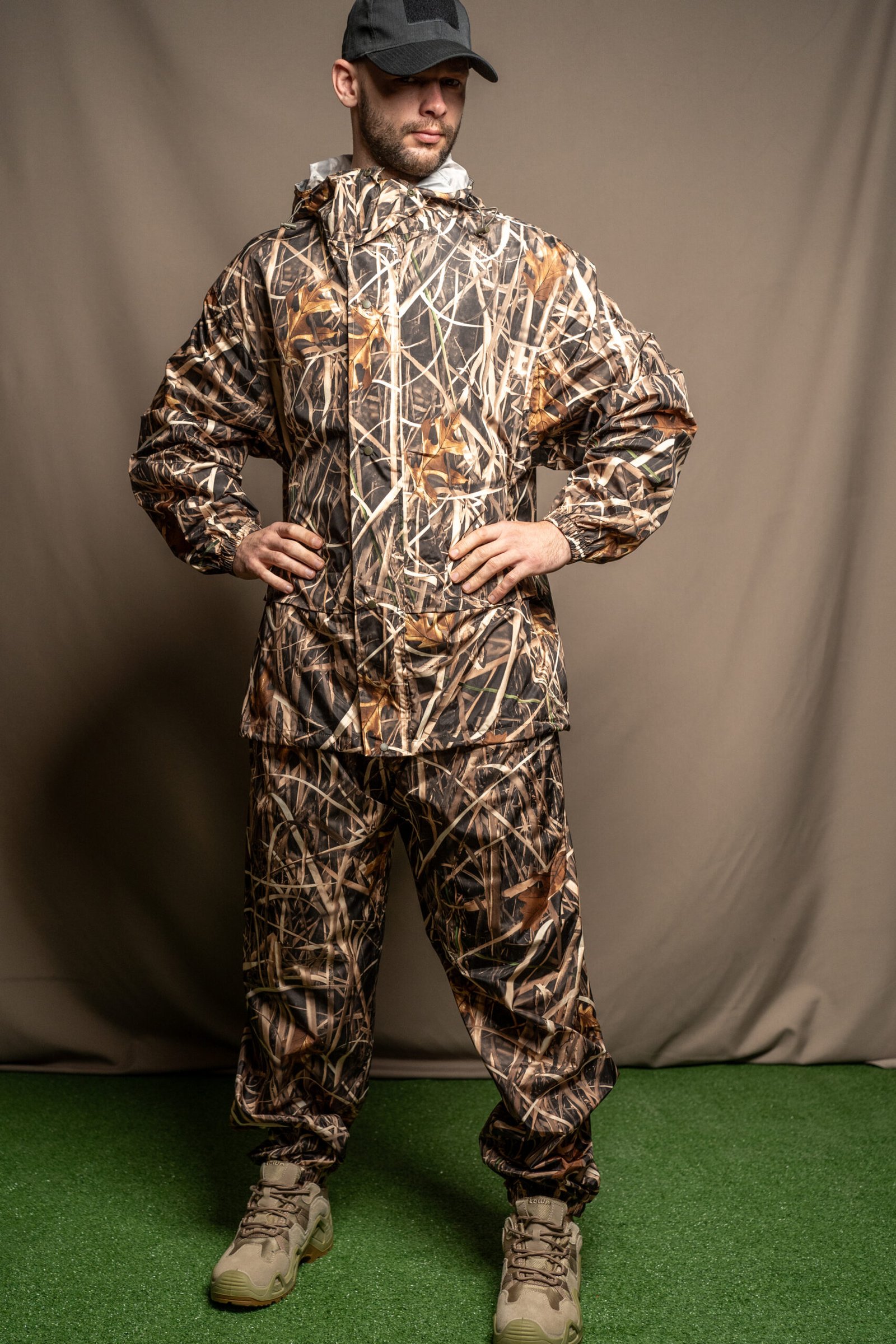 Conjunto impermeable fino - Imagen 28